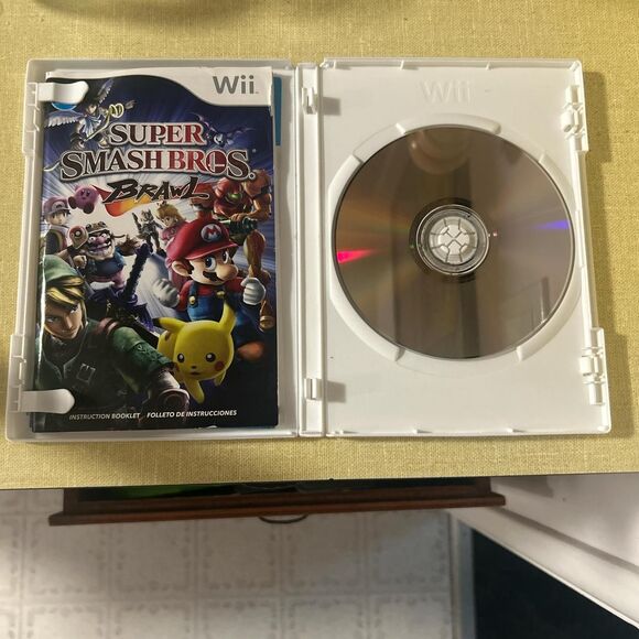 Nintendo Smash Bros Brawl Wii - Picture 3 of 3